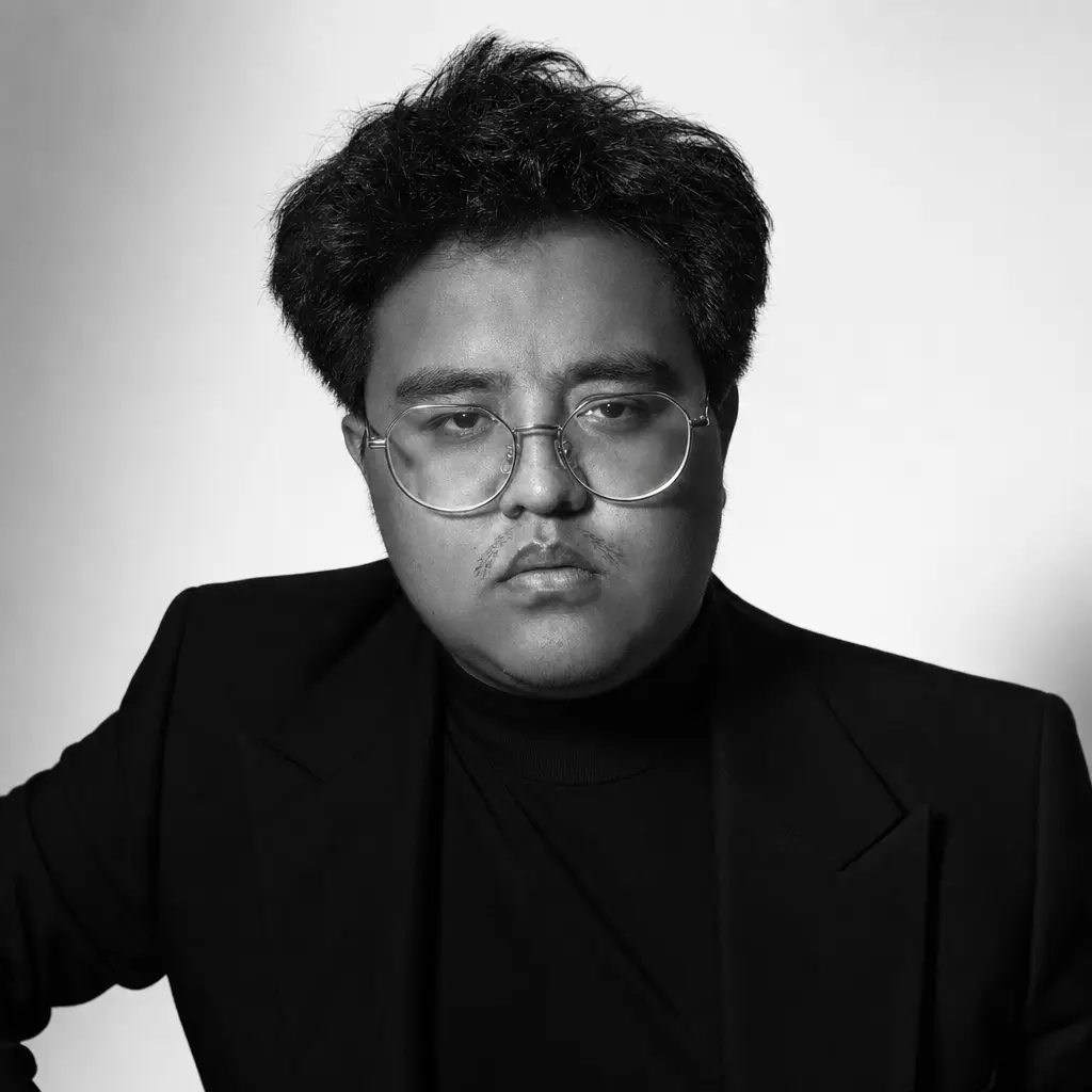 AI portrait: Black & White Editorial (Cinematic / Editorial)